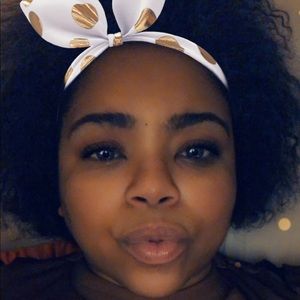 Meet your Posher, Kelly